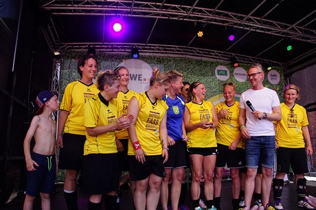 Com Together Cup
